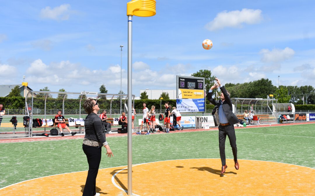 Officiële opening nieuwe kunstgrasvelden met toebehoren